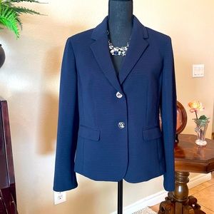Nine West. Navy blue blazer. Size M. Silver brand buttons. Office/Interview